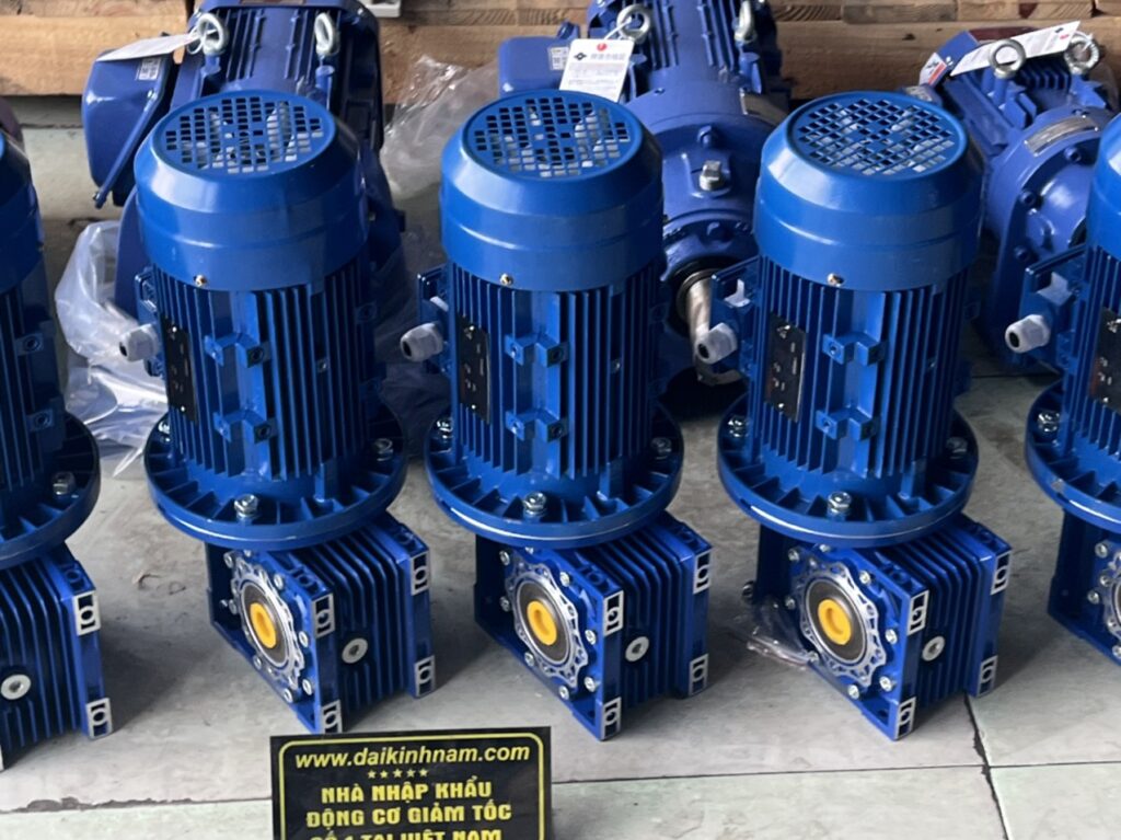 Motor Giảm Tốc Cho Các Khu Công Nghiệp Tại Hậu Giang